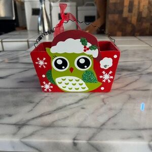 VINTAGE XMAS WOOD BASKET FOR RECIPES OR GIFT CARD HOLDER